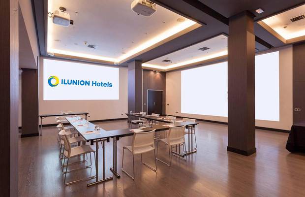 Salón Consejo Hotel ILUNION Suites Madrid Madrid