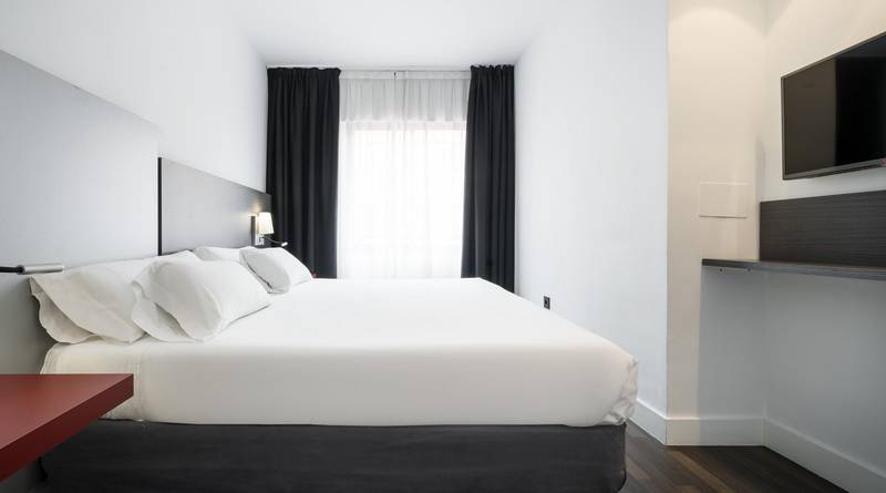  Hotel ILUNION Suites Madrid