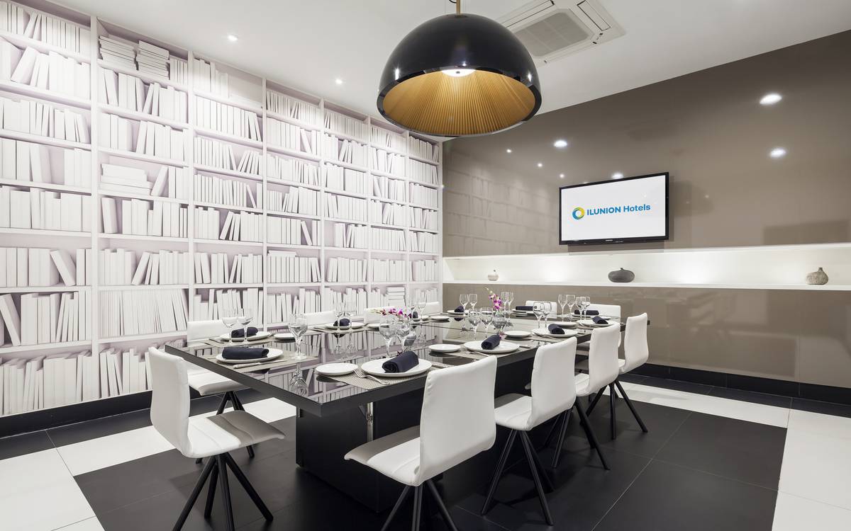 Meeting-rooms Hotel ILUNION Suites Madrid Meeting-rooms Hotel ILUNION Suites Madrid