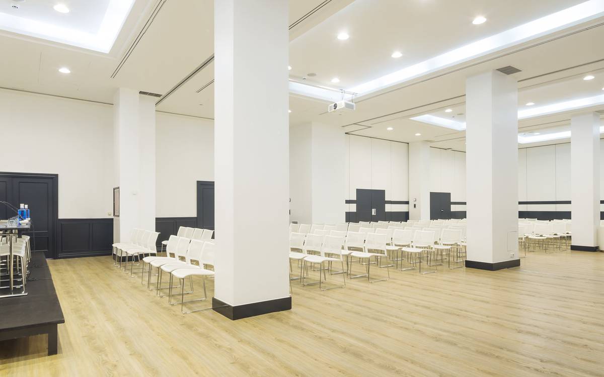 Meeting-rooms Hotel ILUNION Suites Madrid Meeting-rooms Hotel ILUNION Suites Madrid