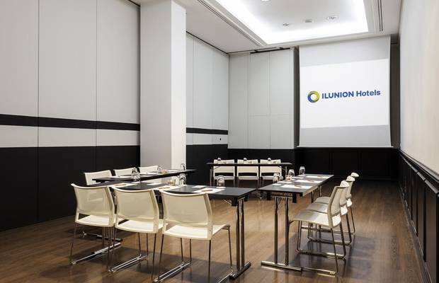 Salón Tribuna Hotel ILUNION Suites Madrid Madrid