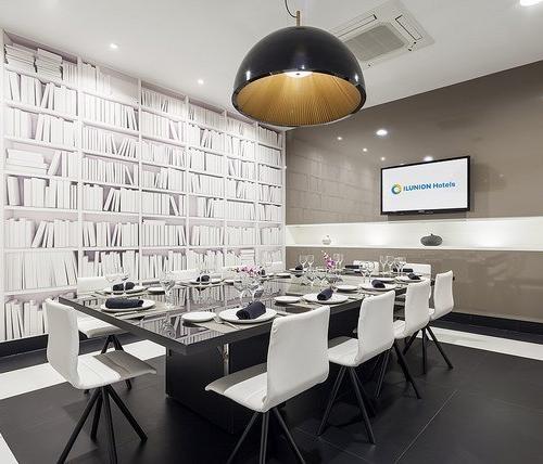 contatco hotel ILUNION Suites Madrid contacto suites en madrid